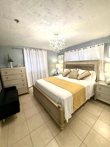 8400 NW 28th St, Sunrise, FL, 33322