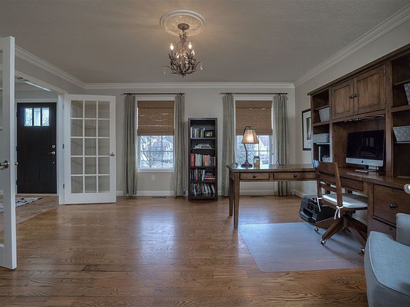 5th image of 59711 Cottonwood Ct