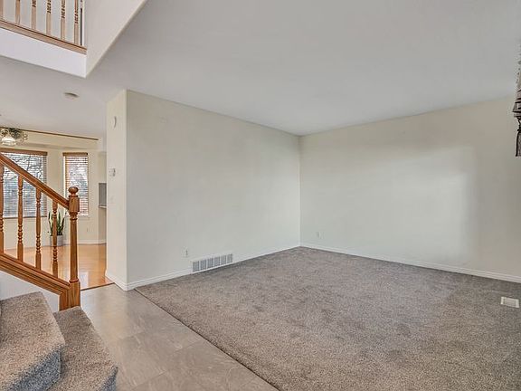 3rd image of 3893 W Beth Park Dr