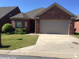 9 Village Way, Maumelle, AR 72113