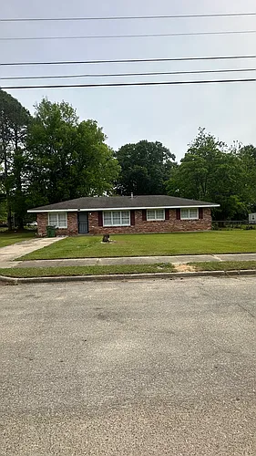 4601 Coventry Rd Photo 1