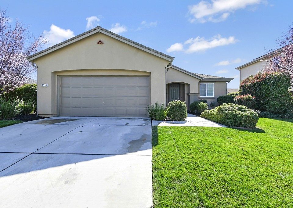 1st image of 1596 Brookglen Dr
