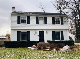 2722 Maplewood Dr SE, East Grand Rapids, MI