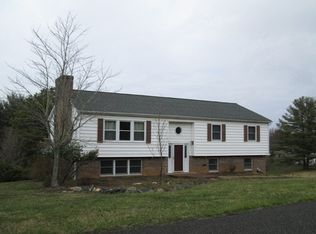 110 Ford Ave, Galax, VA 24333