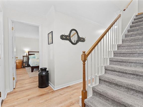 3rd image of 20179 Thompson Hall Rd