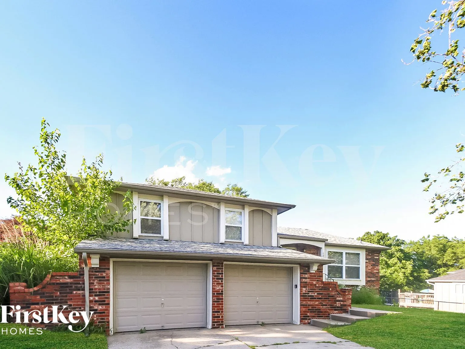 3 bed, 2.0 bath, 1166 sqft, $1,980 — Photo 2