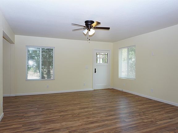 2nd image of 2999 Sunnybank Ln