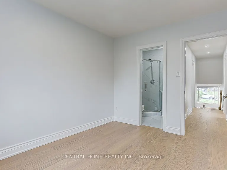 40 Sherwood Forest Dr #MAIN — Photo 11