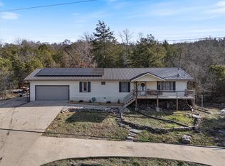 36 Danube Dr, Eureka Springs, AR 72631