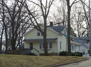 202 S East St, Saint Louis, MI 48880