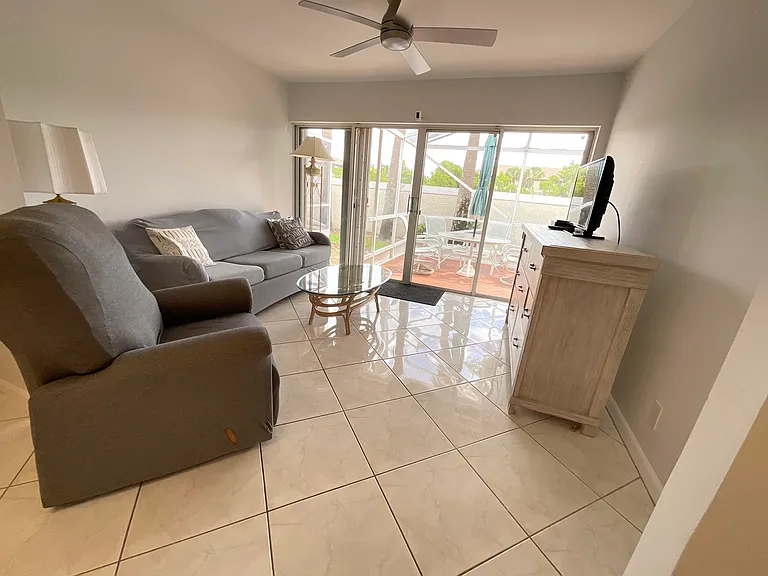 5574 Royal Lake Cir — Photo 16