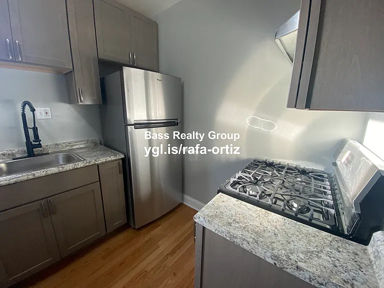 7006 N Paulina St #1 — Photo 20