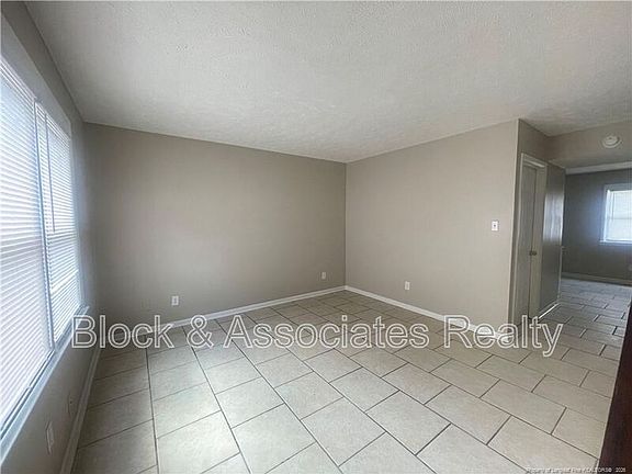 4th image of 4959 Galveston Dr APT C