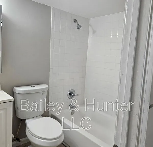 1017 Washington Heights Ter NW #2 — Photo 8