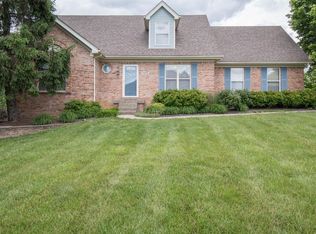 4609 Steep Ridge Ct, Louisville, KY 40299