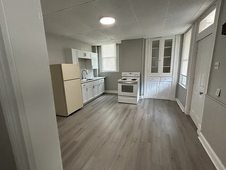 232 Stamm Ave #1 — Photo 5