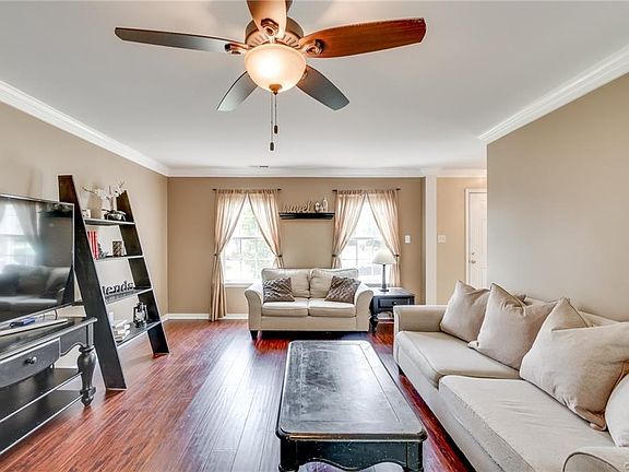 4th image of 8033 Stonemeade Dr