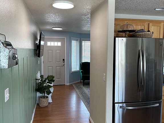 5th image of 3801 Lakeport Ln
