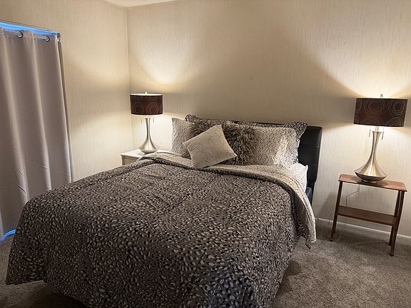 4th image of 610 Indian Rocks Rd N APT 221