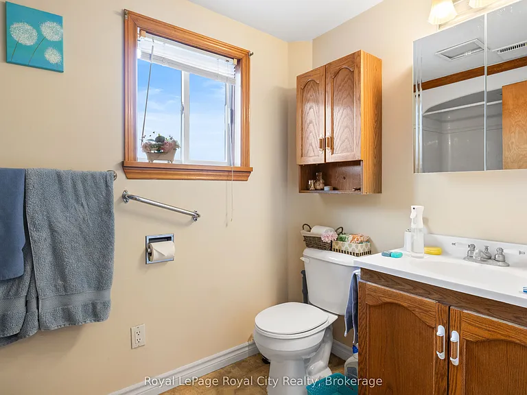 20 Crimea St — Photo 11