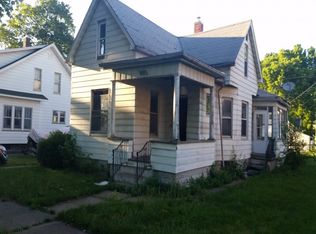 323 State St, Pekin, IL 61554
