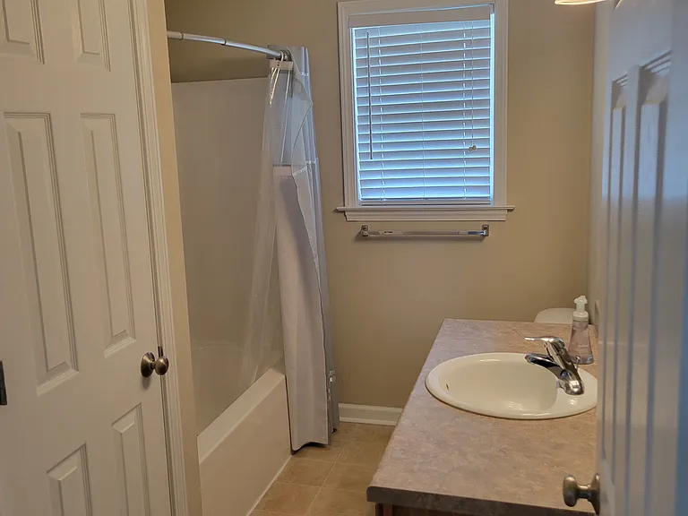 110 Amethyst Dr — Photo 28