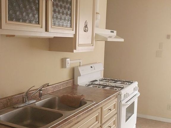 5th image of 1008 Shenandoah Dr