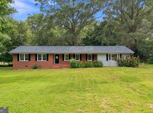 765 Glenn Carrie Rd, Hull, GA 30646