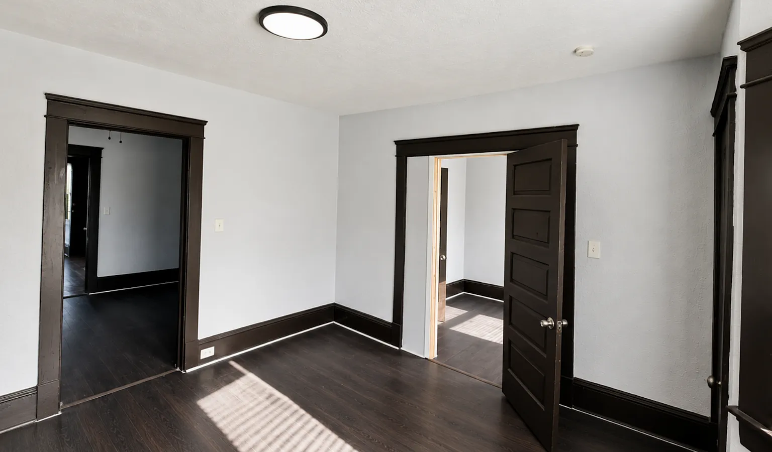 2912 East 102nd Street, Unit B — Photo 3