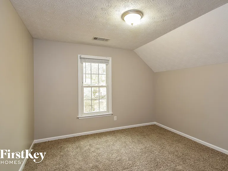 4018 Watkins Glen Dr — Photo 11