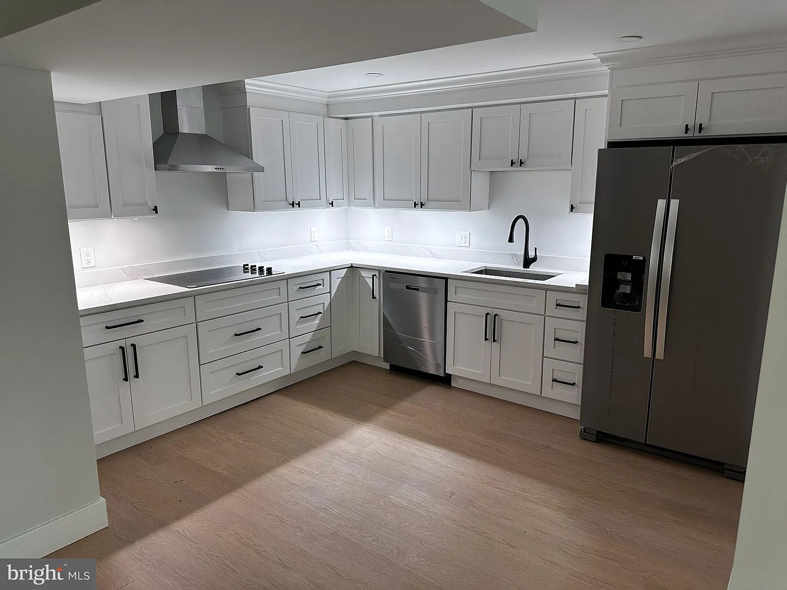 2 bed, 1171 sqft, $2,000 — Photo 2