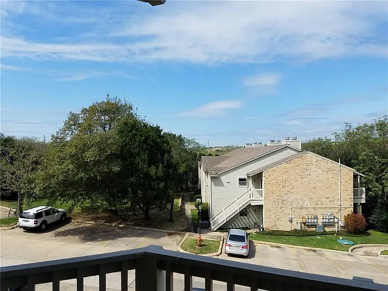 2450 Wickersham Ln #1317 — Photo 6