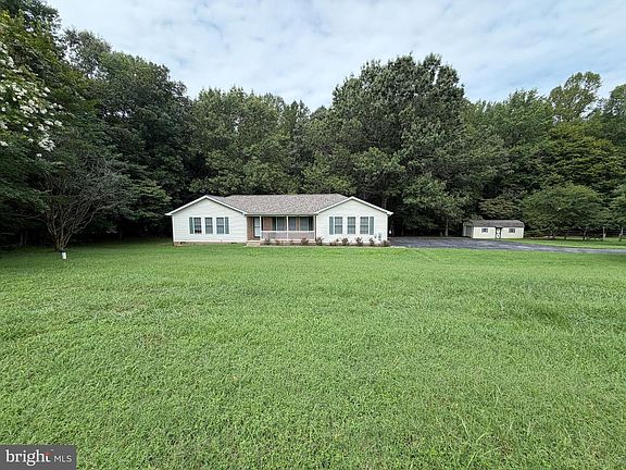3rd image of 4775 Young Rd