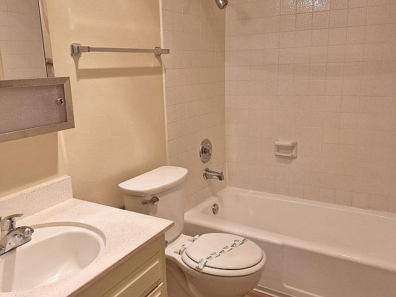 4th image of 3751 Clairemont Mesa Blvd APT 2