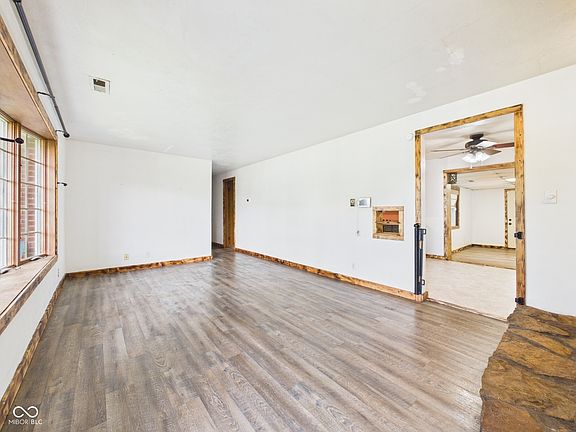 4th image of 5107 W Hickory Ln