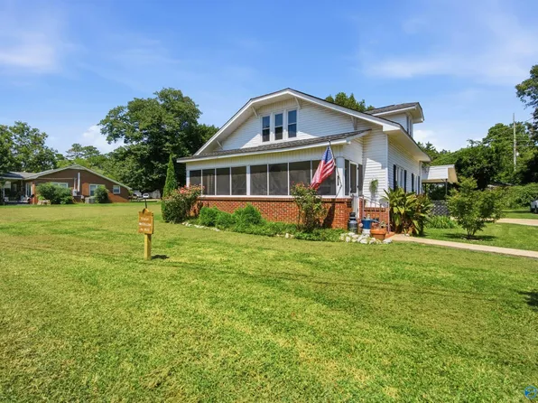 125 Larkin St, New Market, AL 35761