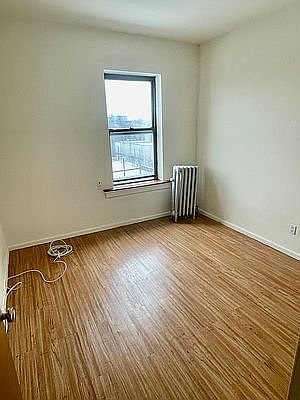 3rd image of 31-53 34th St #5A