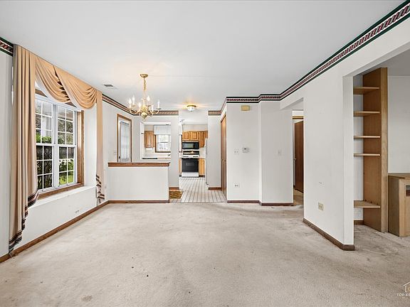 5th image of 200 Westminster Ct Unit C