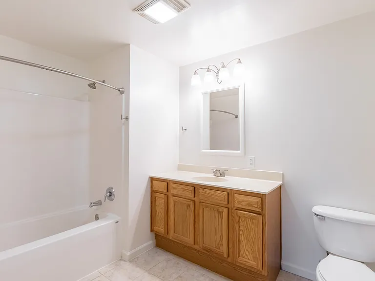 Orchard Hills Landings — Photo 57