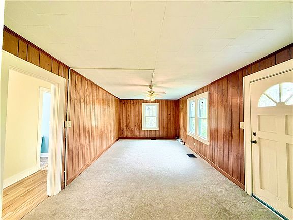 5th image of 162 Bluegrass Drive