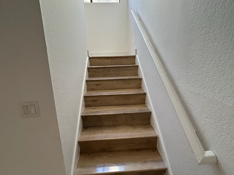 313 E Pine St #9 — Photo 9