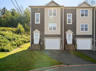 81 Fescue Ct, Halifax, NS B4E 0L7