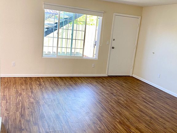 3rd image of 3870 37th St APT 3