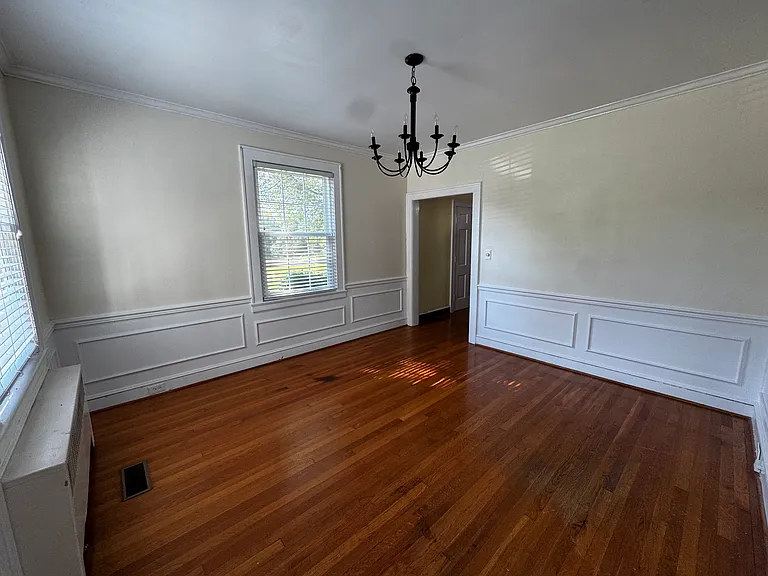 812 S Broad St — Photo 7