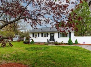 3 Pickard Ln, Littleton, MA 01460