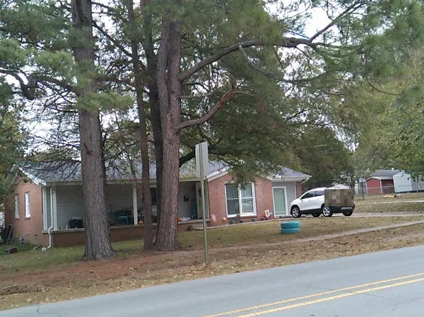 900 Gregory St, Jacksonville, AR 72076
