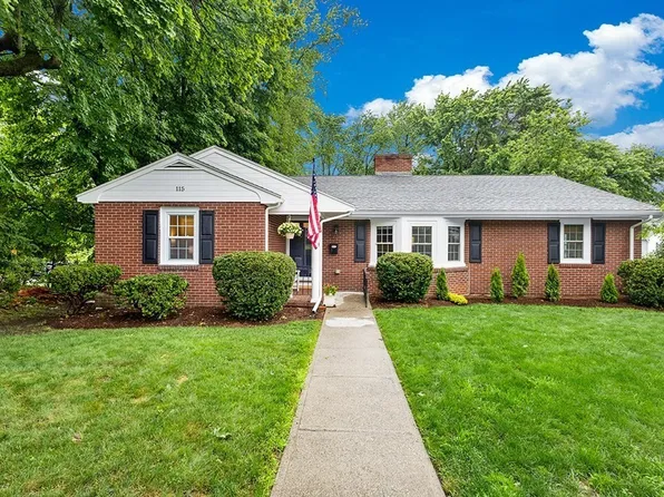 115 Walnut St, Dedham, MA 02026