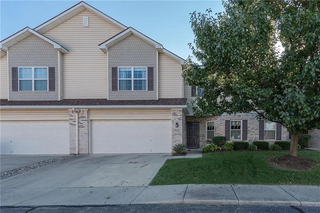 10235 Eller Creek Dr photo 1