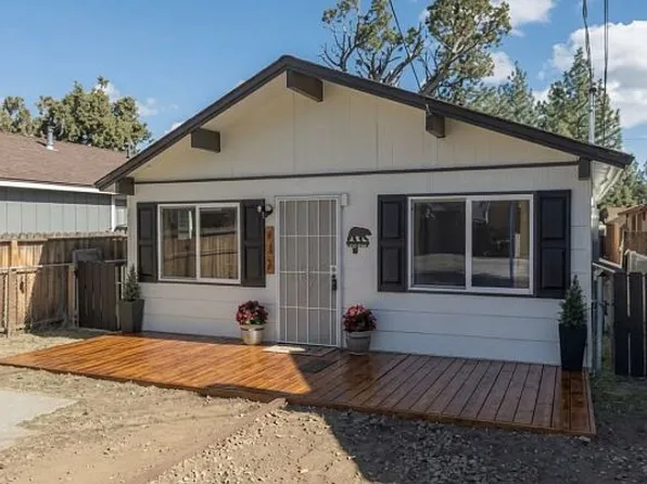 972 Pinon Ln, Big Bear City, CA 92314