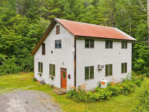 4th image of 221 Dunkel Road